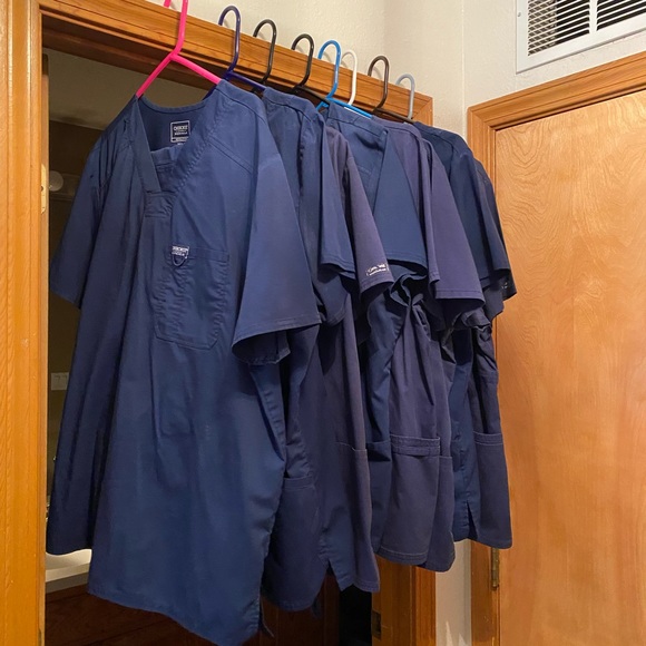 Cherokee Brand Scrub Sets, Workwear Revolution and Workwear Core Stretch - Picture 2 of 2